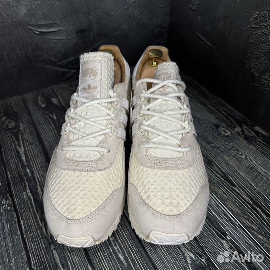 Adidas New York x akog 8uk/42eur