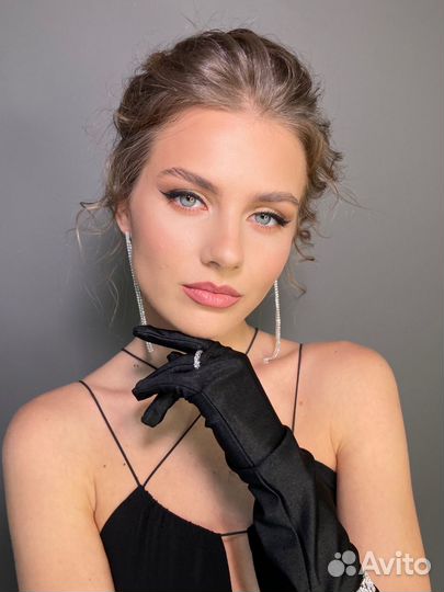 Визажист Бровист Стилист