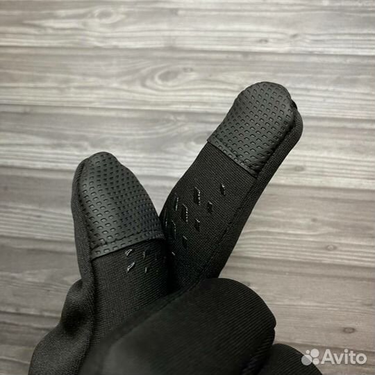 Перчатки найк