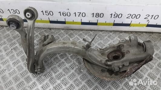 Ступица передняя правая audi A8 D3 (9BN10N901)