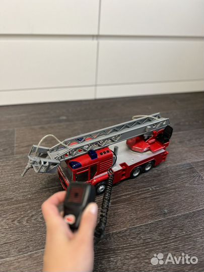 Игрушка пожарная машина