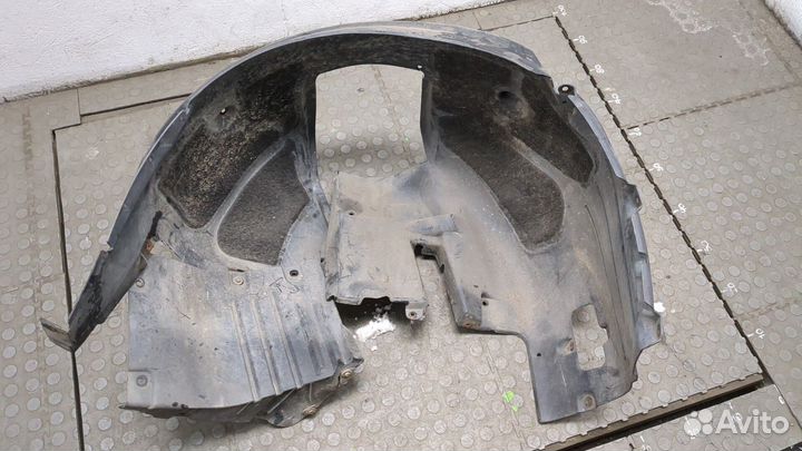 Защита арок (подкрылок) правая передняя BMW 5 E60, 2003