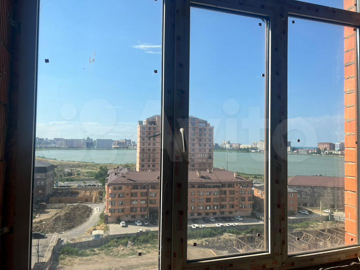 2-к. квартира, 104 м², 10/12 эт.