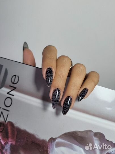 Мастер маникюра и бровист