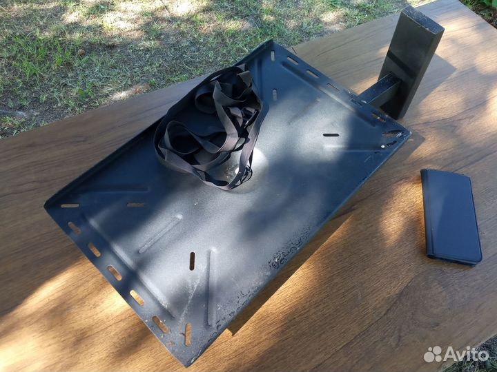 Подставка для телевизора настенная