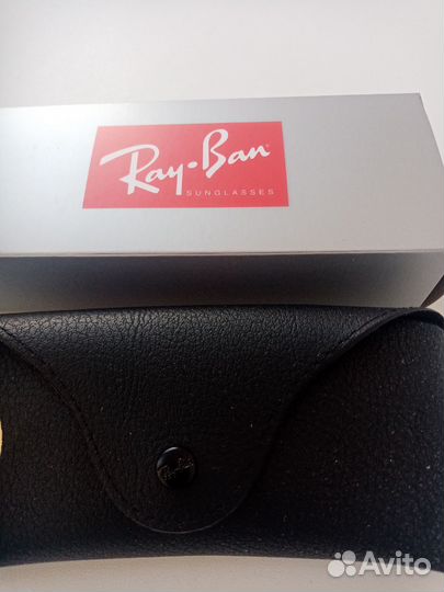 Футляр для очков