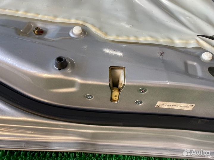 Замок двери прав. перед. Honda Ridgeline