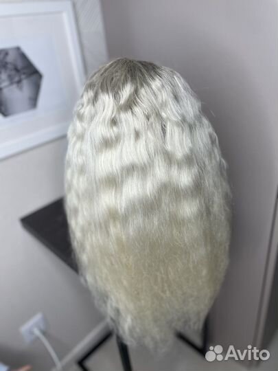 Болванка для причесок, голова с плечами на штативе