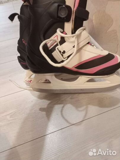 Коньки женские 39 р р