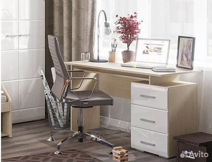 Стол компьютерный 