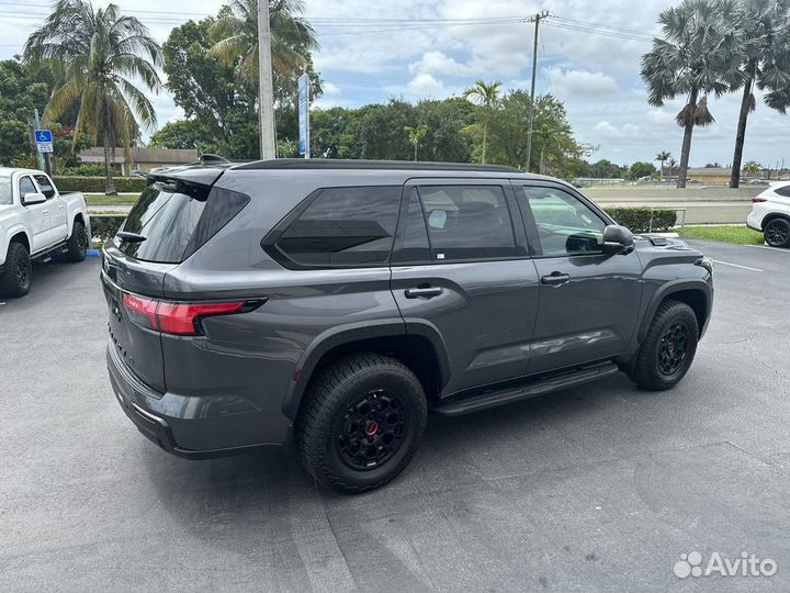 Toyota Sequoia 3.5 AT, 2023, 1 км