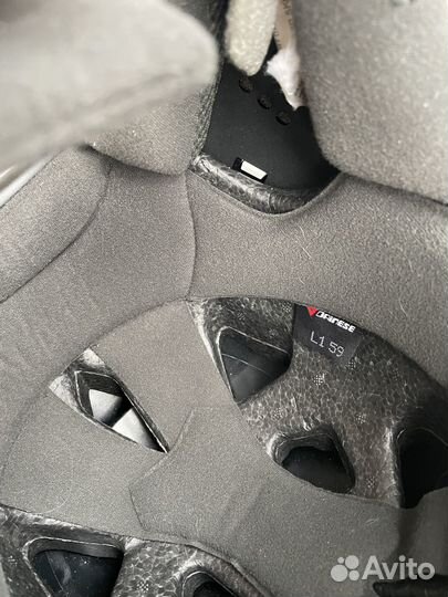 Горнолыжный шлем