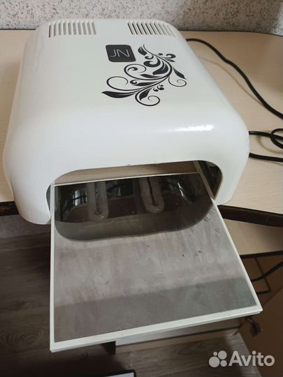 Уф лампа для ногтей