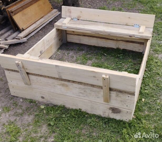 Детская песочница с крышкой
