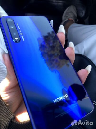 HONOR 20, 6/128 ГБ
