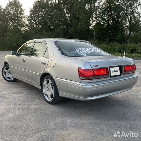 Toyota Crown, 2003