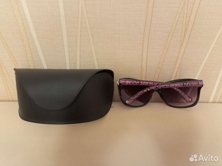 Солнцезащитные очки женские