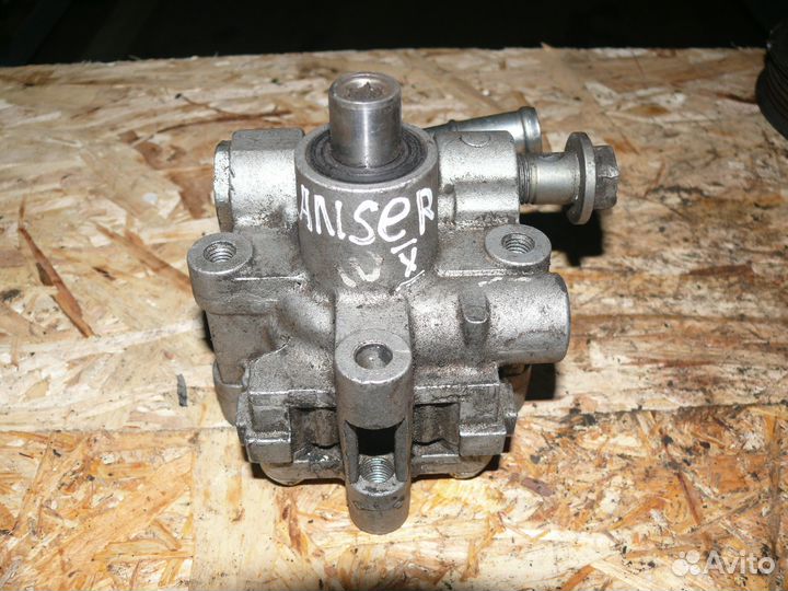 Насос гур Mitsubishi Lanser 10