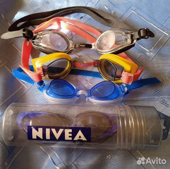 Очки для плавания