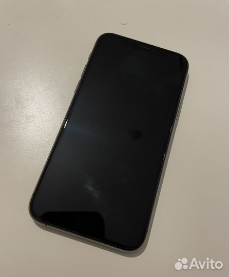 iPhone 11 Pro, 64 ГБ