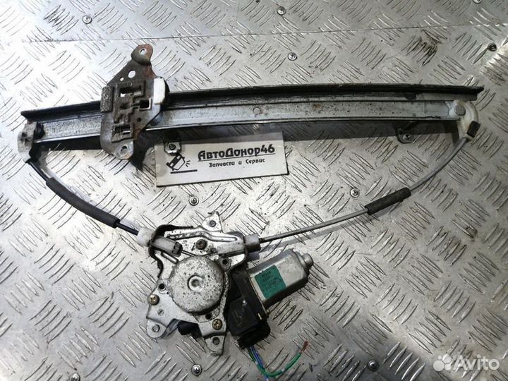 Стеклоподъемник передний правый Nissan Maxima A33