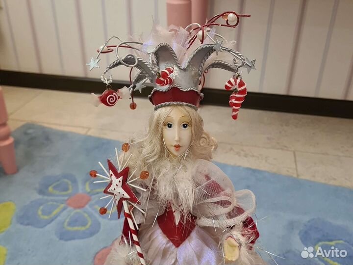 Кукла фарфоровая коллекционная