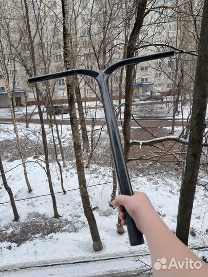 Карбоновый руль для трюкового самоката