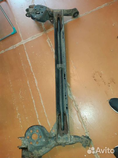 Задняя балка Кия Рио 2