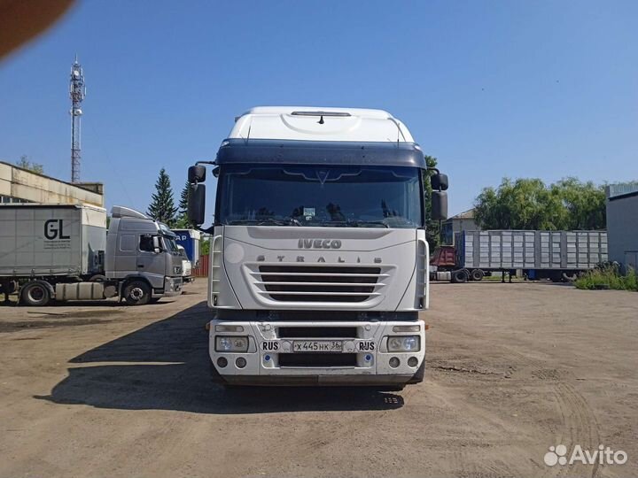 IVECO Stralis с полуприцепом, 2004