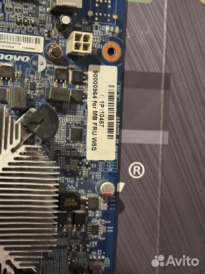 Материнская плата с процессором и памятью