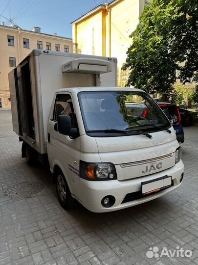 Рефрижератор грузоперевозки до 1 т