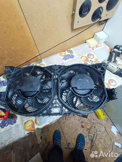 Винтилятор охлаждения кондицыанера Mercedes Benz