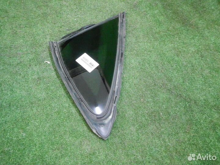 Форточка задняя левая Mercedes GLC C253 (2016-н.в