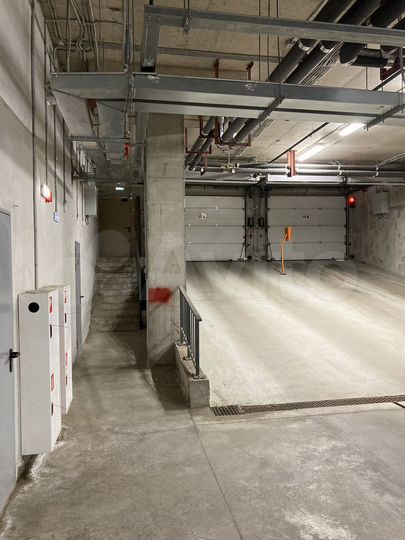 Машиноместо, 13 м²