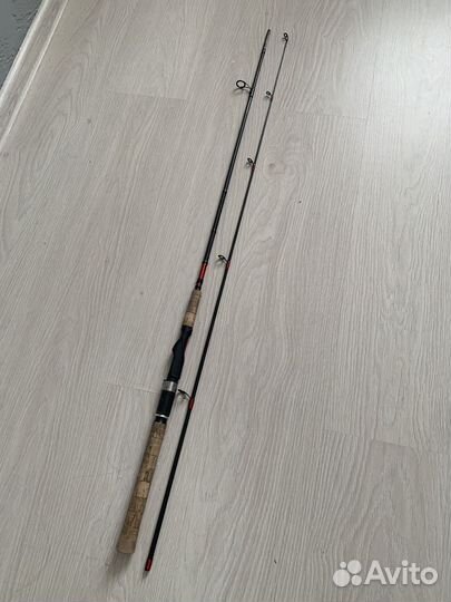 Спиннинг shimano с катушкой