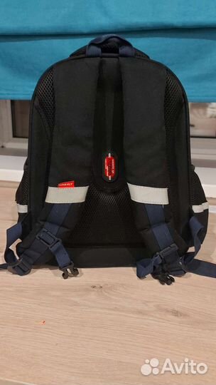 Рюкзак школьный для мальчика grizzly