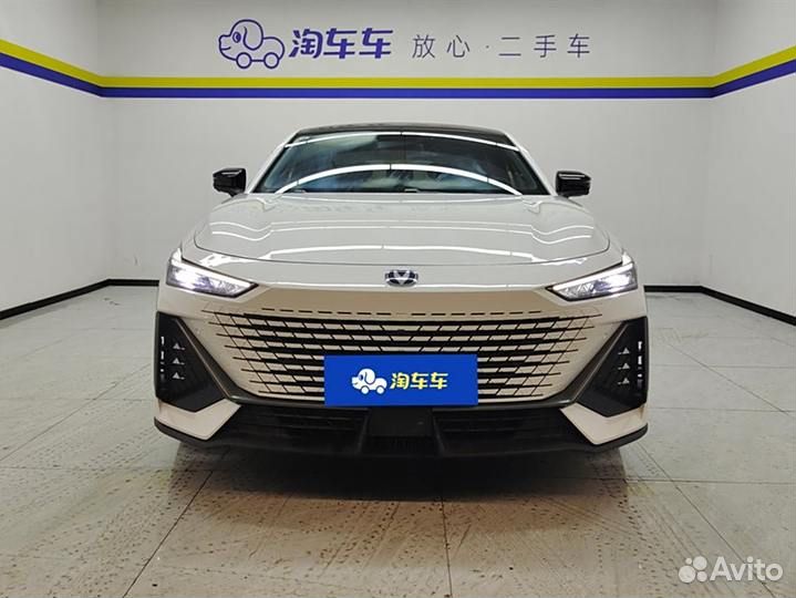 Changan UNI-V 1.5 AMT, 2022, 12 300 км