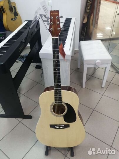 Гитара новая