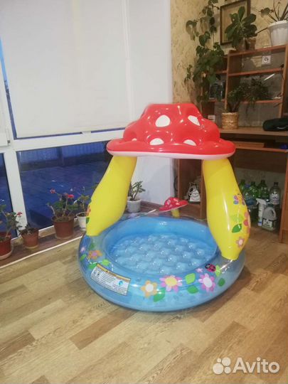 Надувной бассейн детский