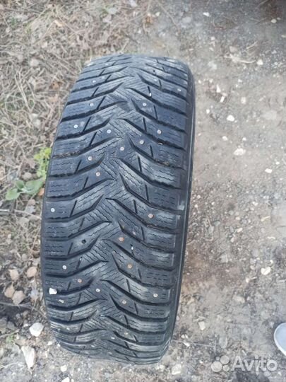 Kumho WinterCraft Ice WI31 215/65 R16