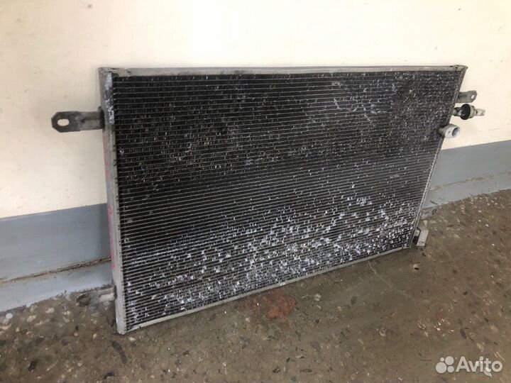Радиатор кондиционера Audi A6 C6 2005-2011