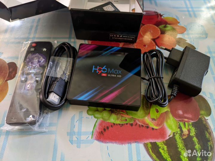 Приставка смарт тв H96 MAX (4/64Gb, Android 11)