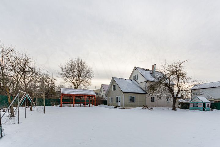 Дом 260 м² на участке 12,5 сот.