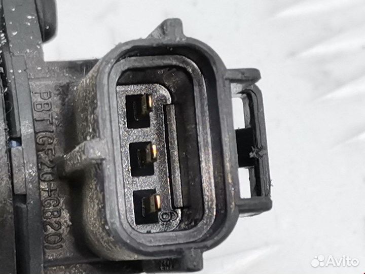 Заслонка дроссельная для Ford Mondeo 3 1360552