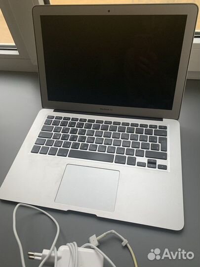 Ноутбук apple MacBook air 13