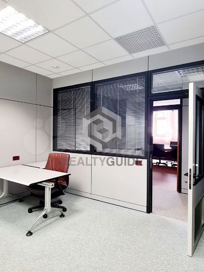 588 м2 Бизнес-центр 