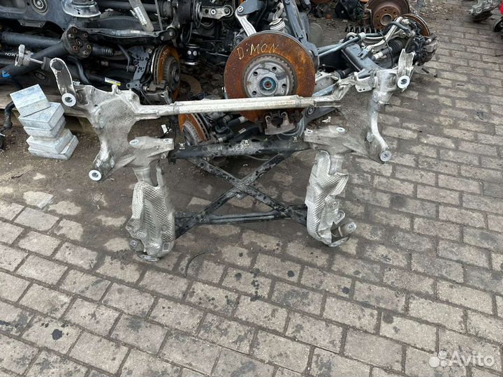 Подрамник(передняя балка подвески) Audi Q5 8R