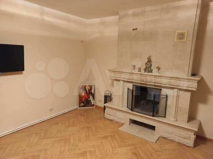 4-к. квартира, 194,3 м², 3/4 эт.