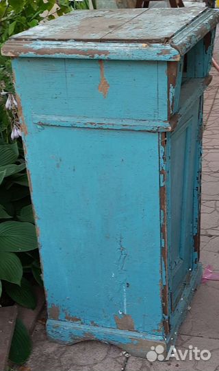 Тумбочка старинная под реставрацию