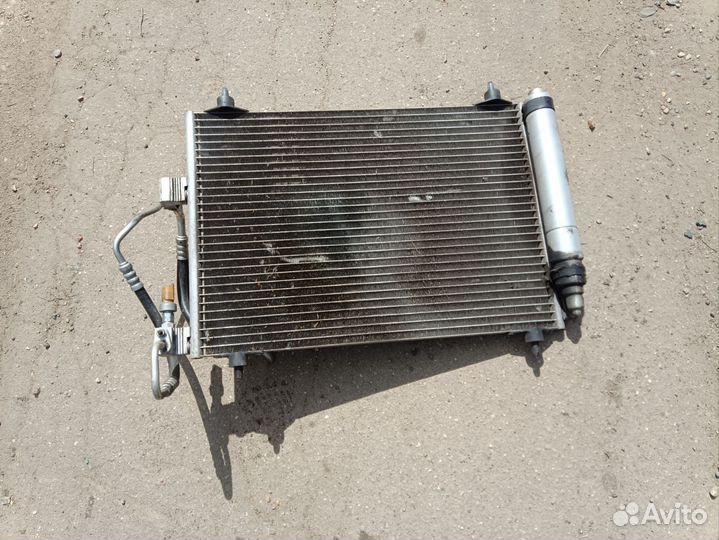 Радиатор кондиционера Citroen Peugeot